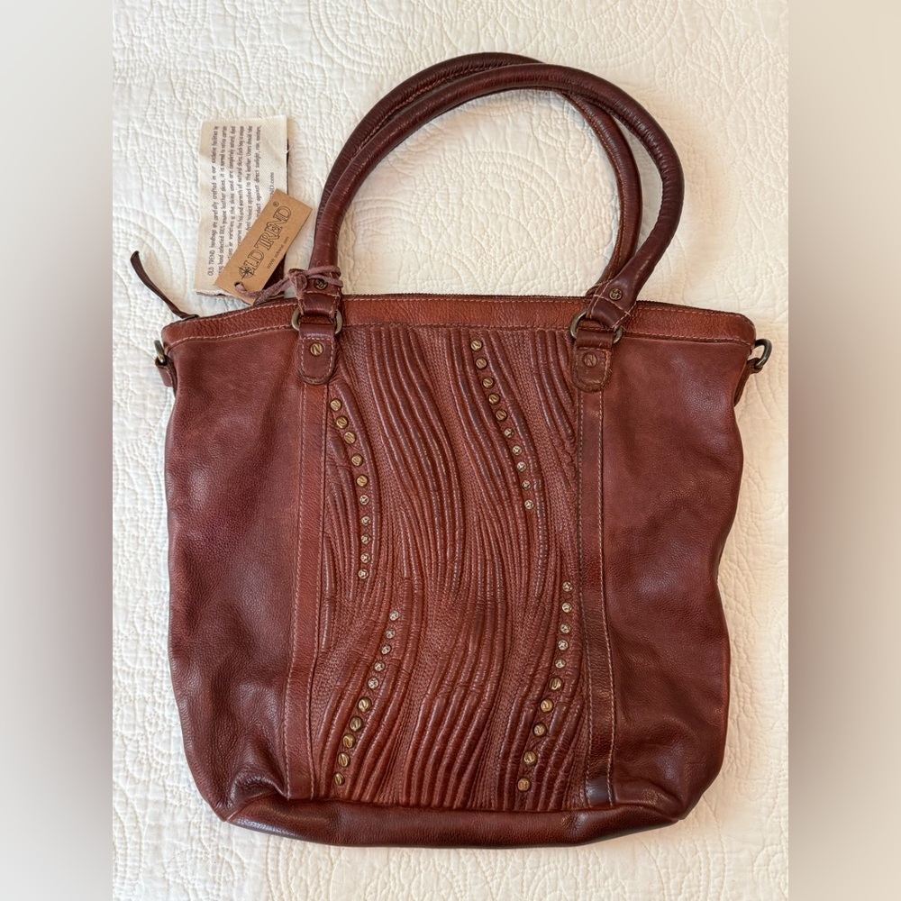 Old Trend Brown Leather Tote with Stud Details